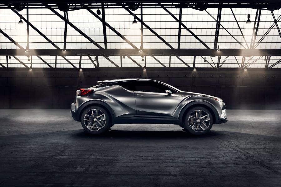  Toyota C-HR Concept 2015 года  (фото 15 из 15)